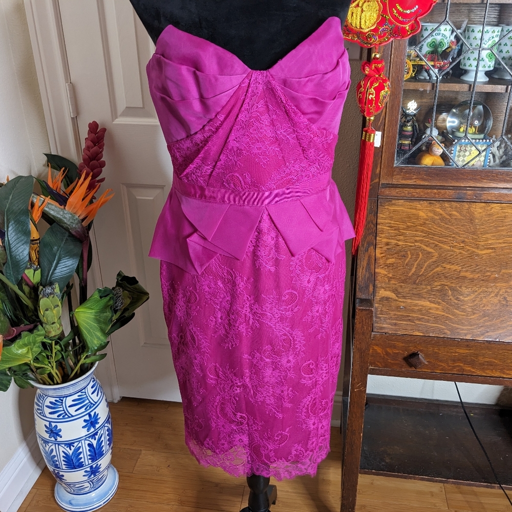 Women's Strapless Lace Peplum Cocktail Dress - Fuchsia